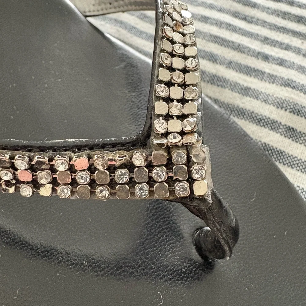 GUESS Black Rhinestone Sandals - Picture 2 of 4